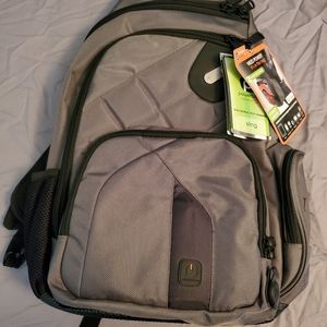 NWT - Ful Sling Powerbag